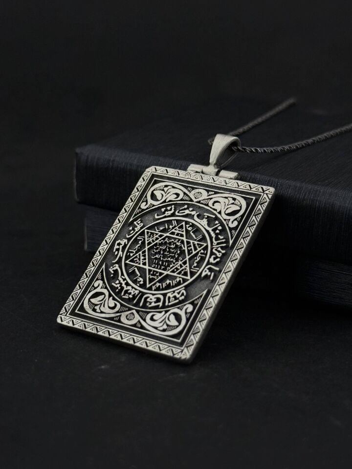 Süleyman Mührü Kolye – Koruyucu Tılsımlı Muska Kolye, Altın Kaplama Mistik Takı, Arka Yüze İsim Yazılır