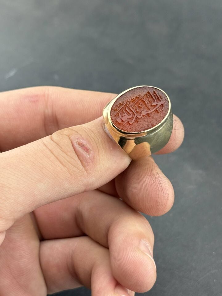 Kişiye Özel Akik Taşlı Yüzük – Altın Kaplama Gümüş Erkek Yüzük, Üzerine İsim veya Dua Yazılır, Tılsımlı Özel Tasarım