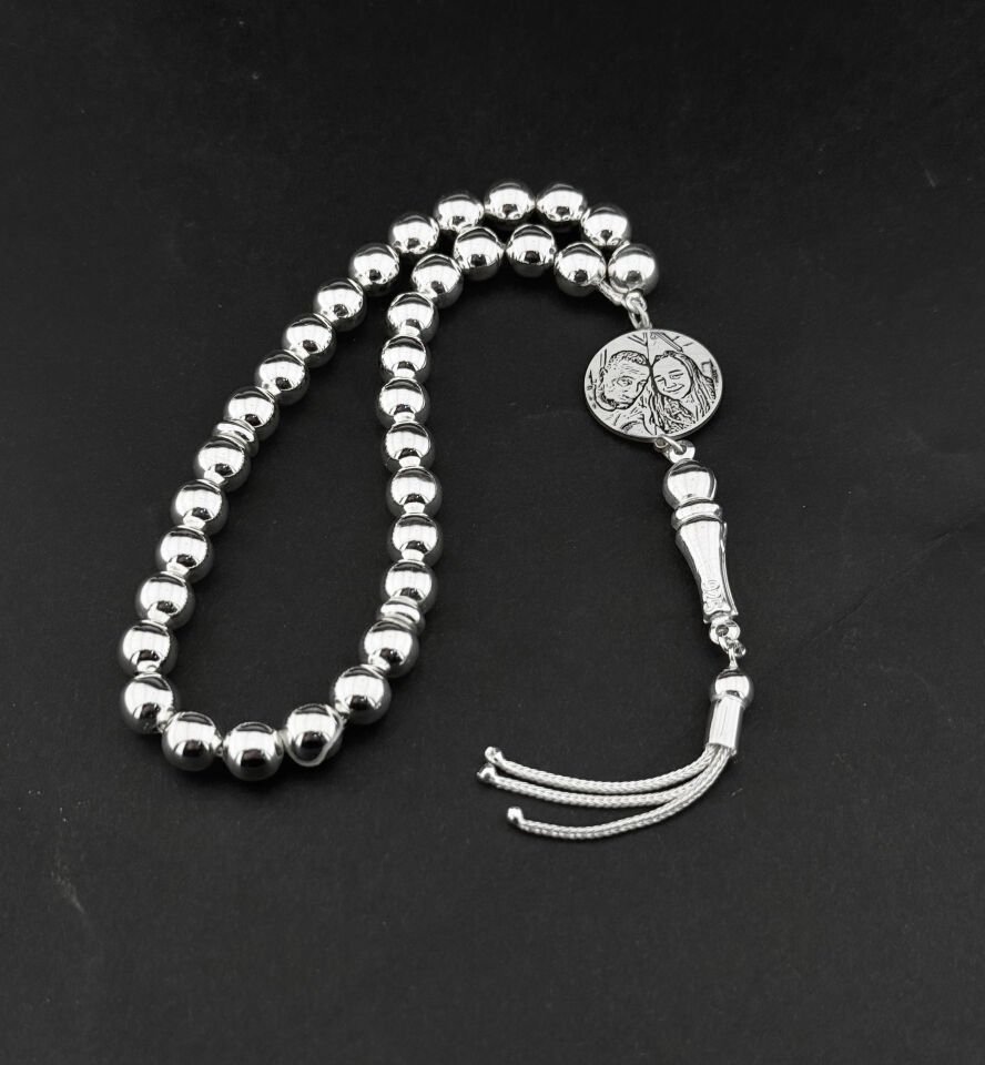 Gümüş Tesbih – Ayetel Kürsi Yazılı, Kişiye Özel Dua veya Resim Eklenebilir, El İşçiliği Manevi Hediyelik