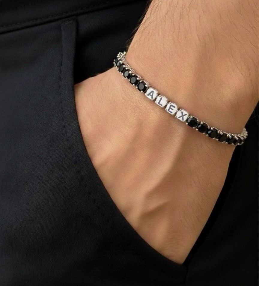 Sevgililer Günü’ne Özel: Aşkınızın Renklerini Taşıyan Kişiye Özel Gümüş Bileklik