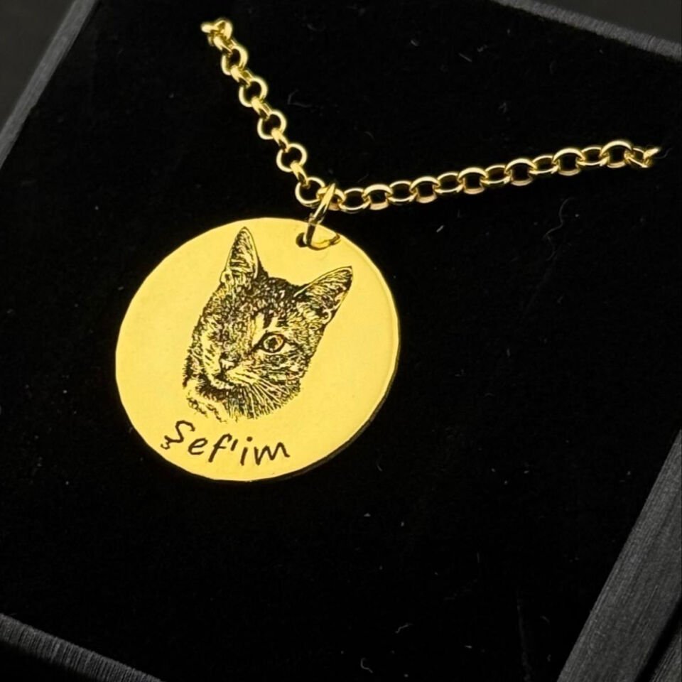 Kişiye Özel Fotoğraf İşlemeli Kedi Kolye | Gümüş Pet Kolye Takı