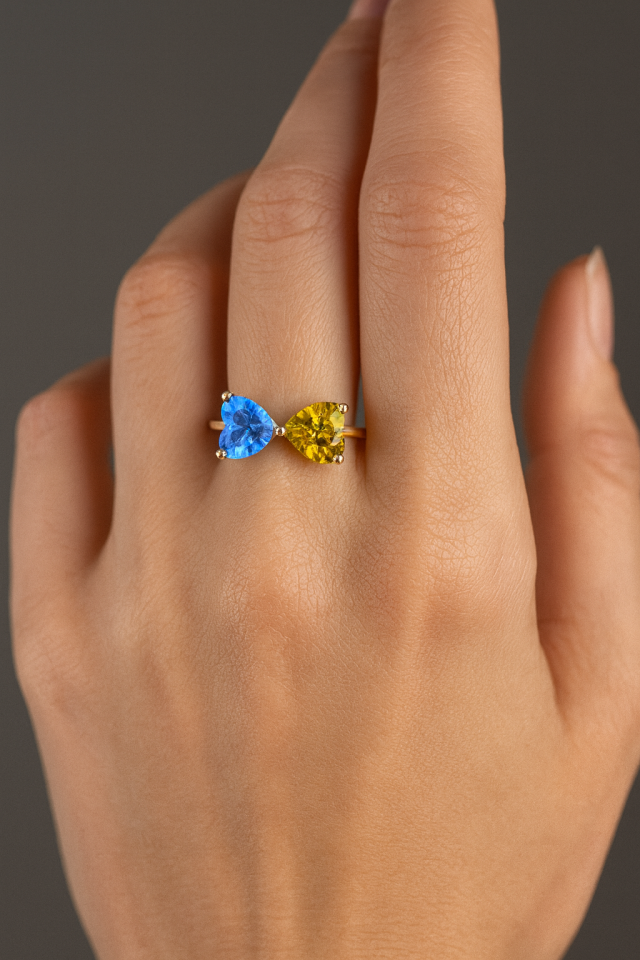 İki Kalpli Doğum Taşı Yüzük – Kişiye Özel Altın Kaplama Aile Yüzüğü | Anne Çocuk Hediye | Sevgili ve Eşlere Özel Anlamlı Takı