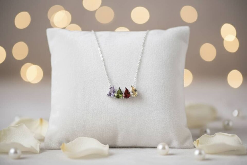 Damla Kesim Renkli Taşlı Aile Kolyesi - 1'den 5'e Taş Seçeneği